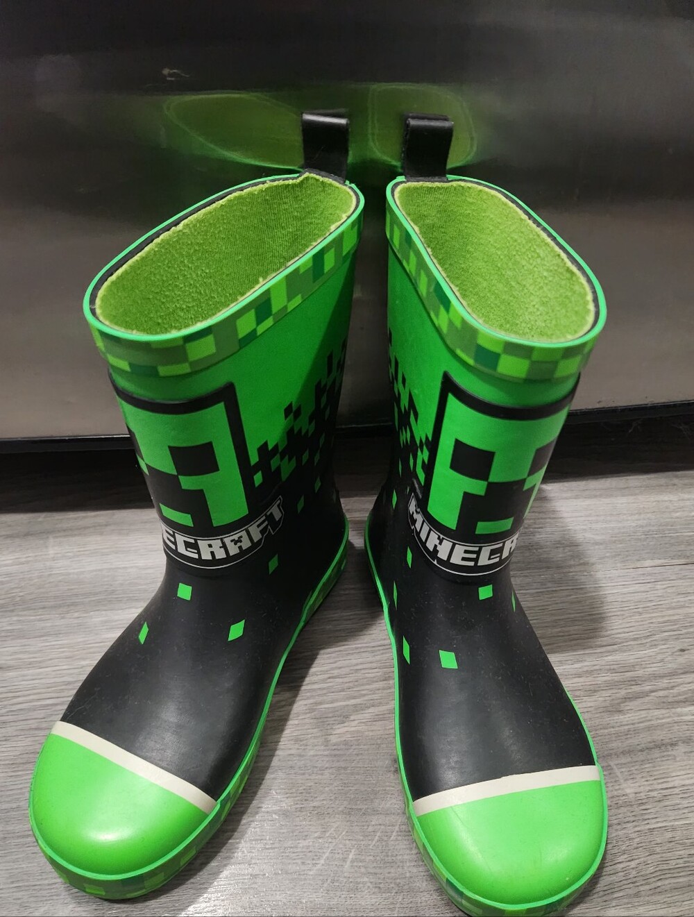 Kids Minecraft Green & Black Rain Boots